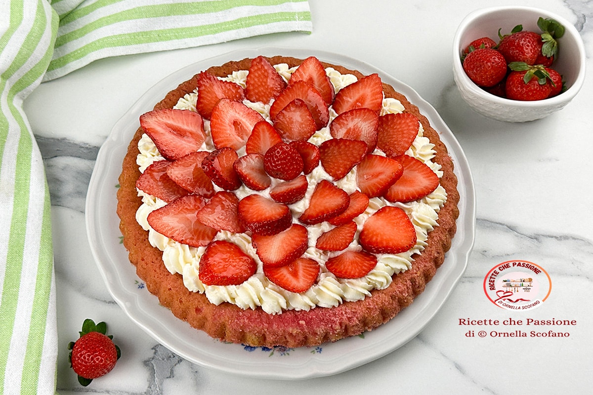 Tarta tiramisú de fresas