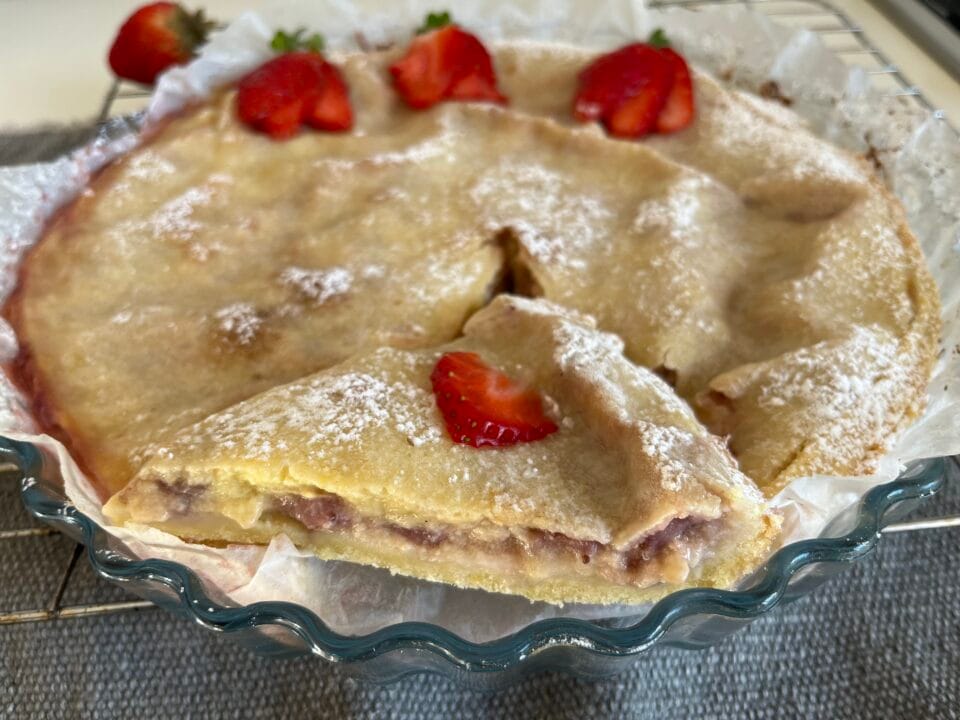 Tarta de crema de limón y fresas
