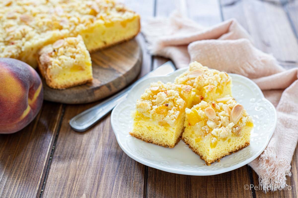 Tarta de melocotón con crumble