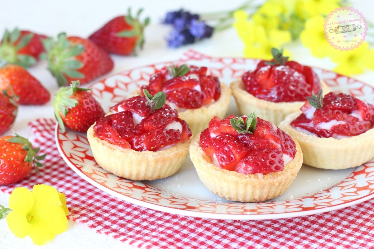 TARTALETAS DE FRESAS Y CREMA DE LECHE el dulce perfecto para la primavera