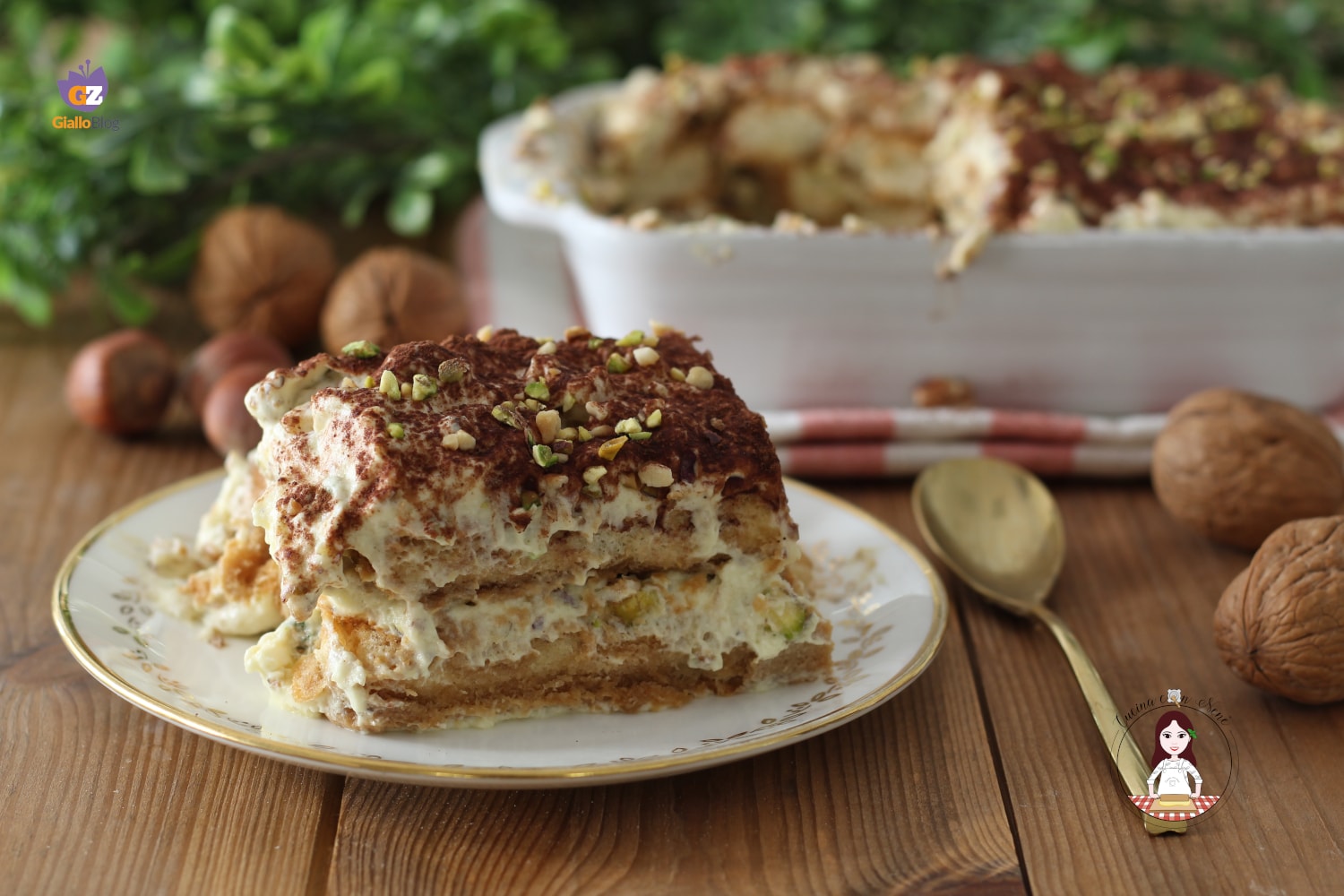 Tiramisú con frutos secos