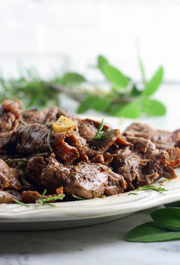 Tiras de ternera con hierbas aromáticas