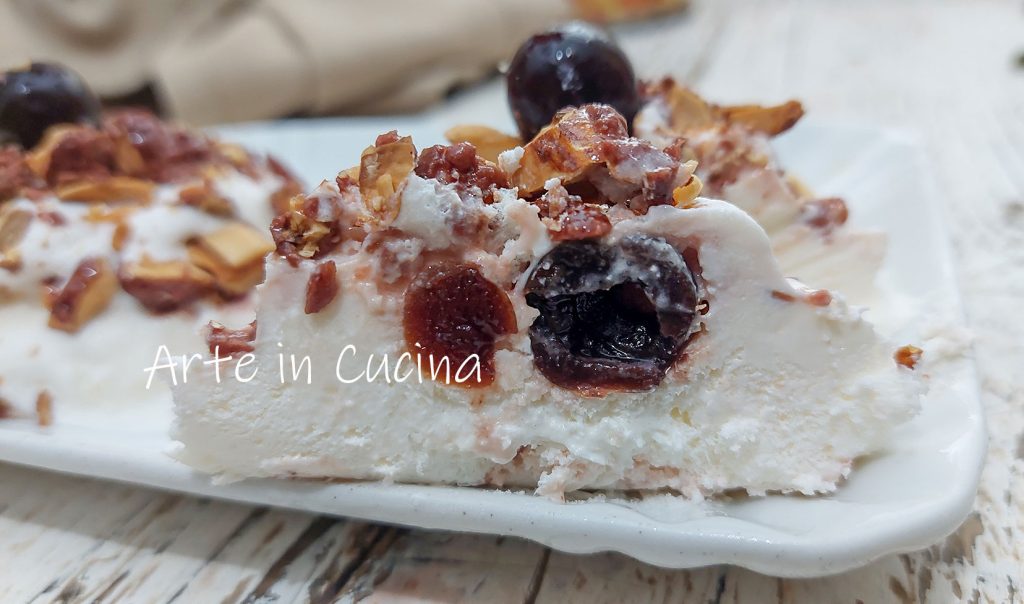 TORRONE con guindas dulce frío
