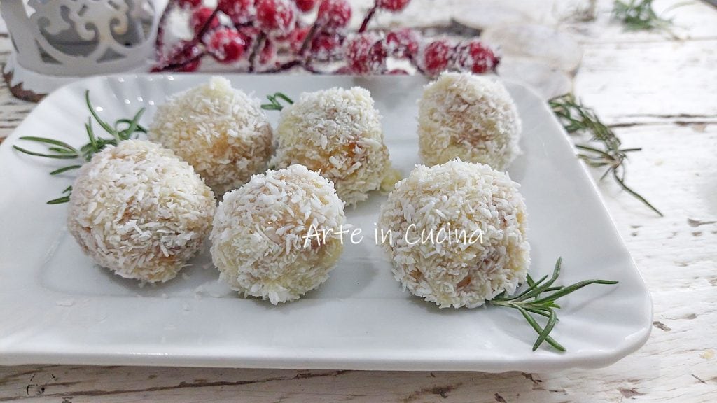TRUFAS de PANDORO y CHOCOLATE blanco