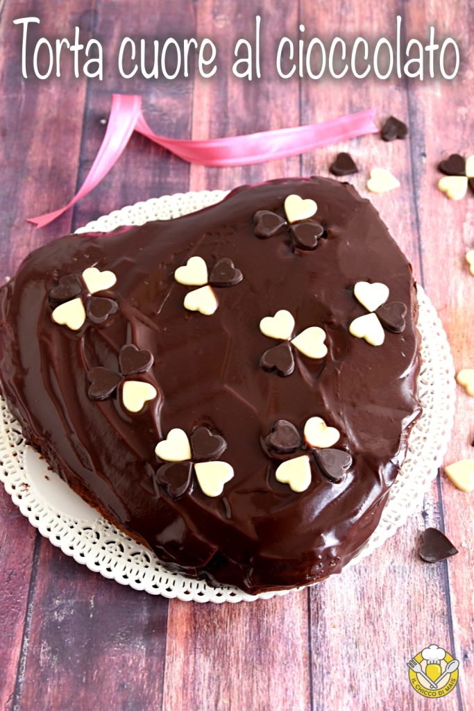 v_ tarta corazón de chocolate con glaseado y corazoncitos con mucho chocolate fondente receta para usar huevos de pascua el chicco di mais