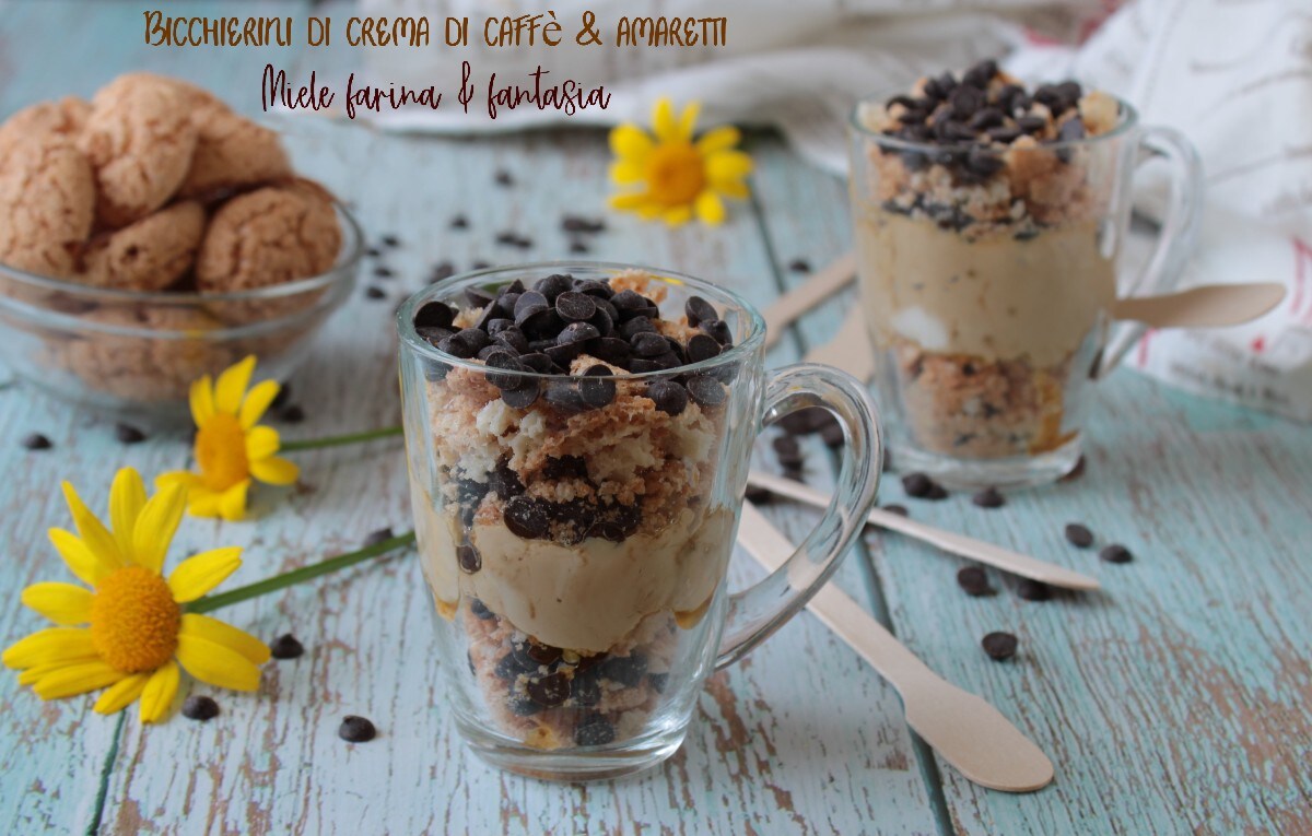 Vasitos con crema de café y amaretti