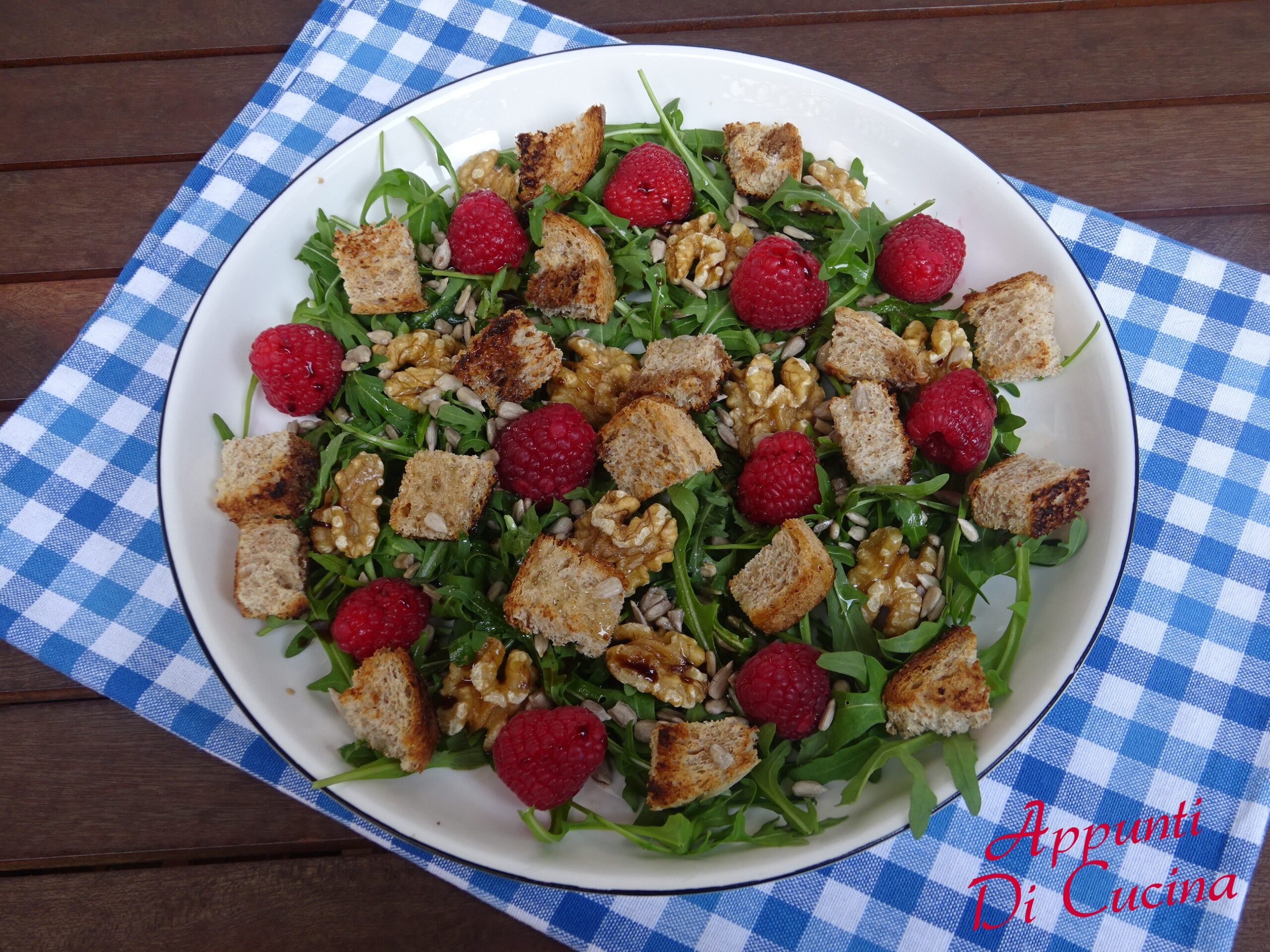 ENSALADA NUECES Y FRAMBUESAS