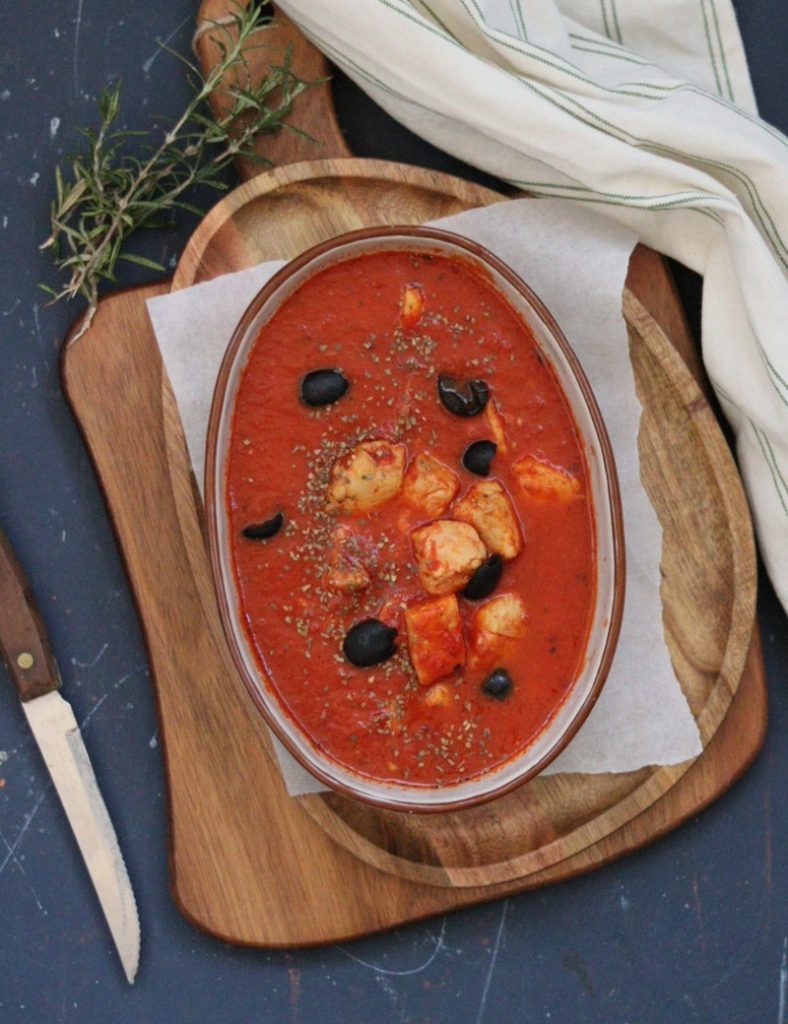 FILETE DE PERCASO AL TOMATE CON ACEITUNAS, MUY RÁPIDO EN SARTÉN