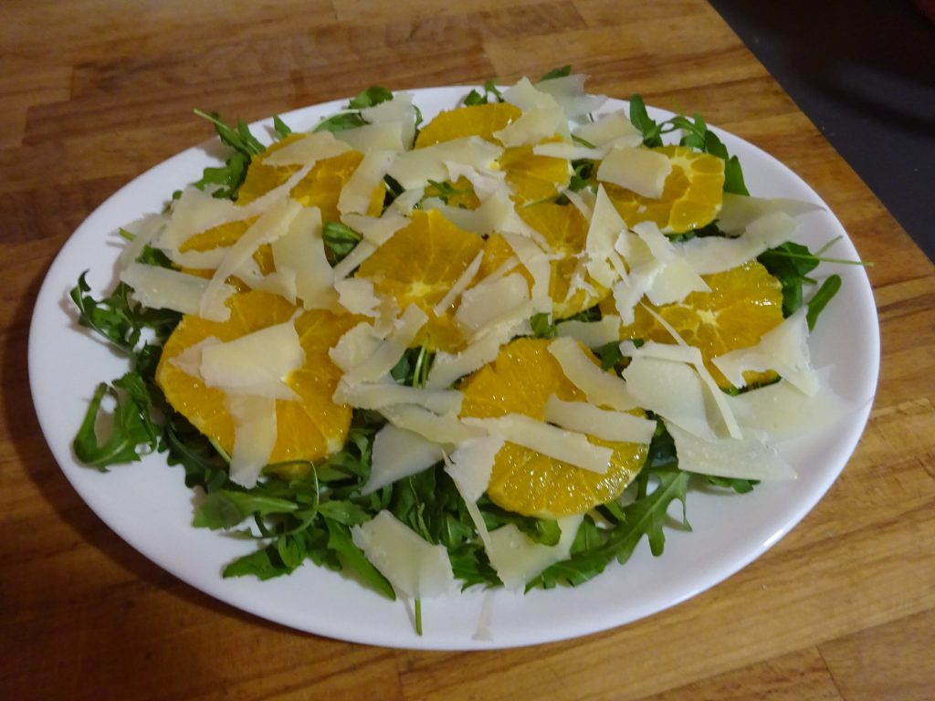 Ensalada de rúcula y naranja