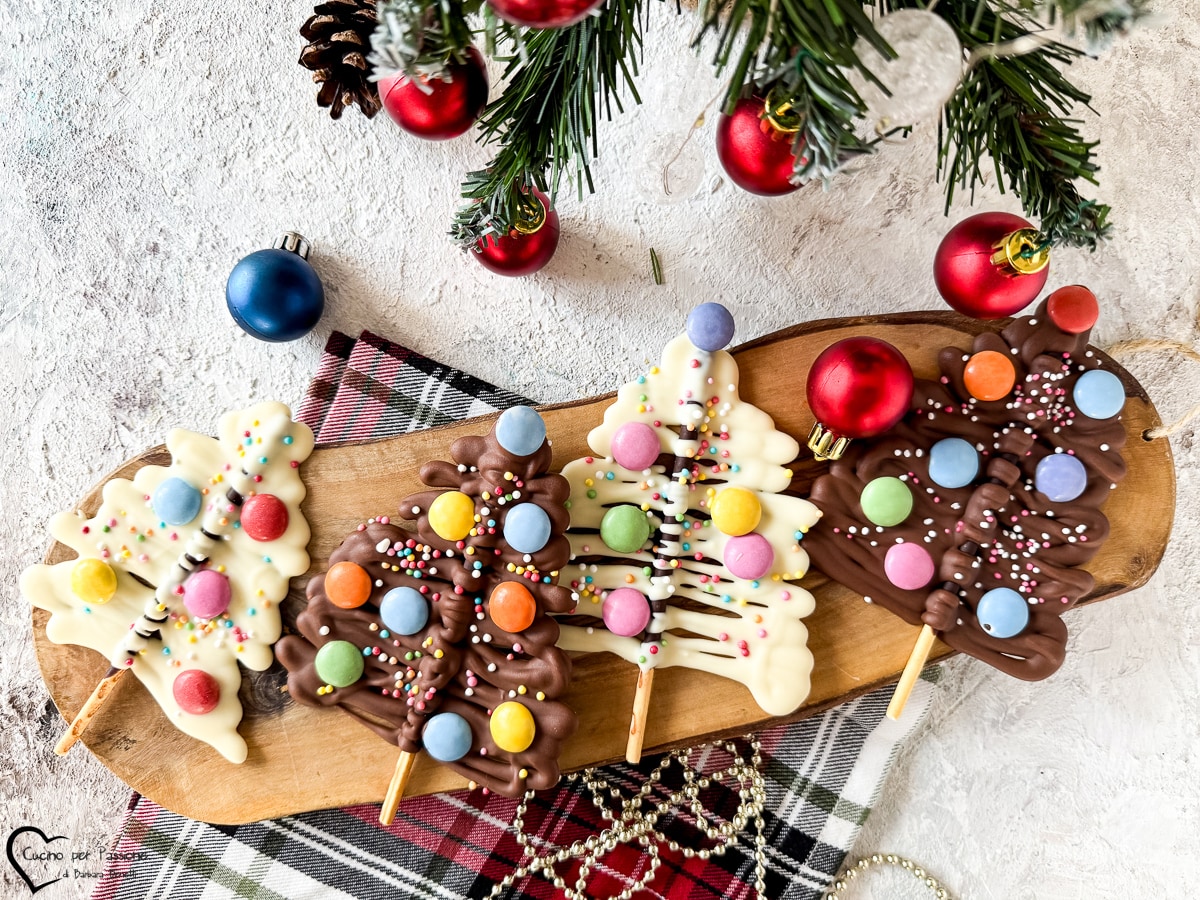 ARBOLITOS DE NAVIDAD DE CHOCOLATE