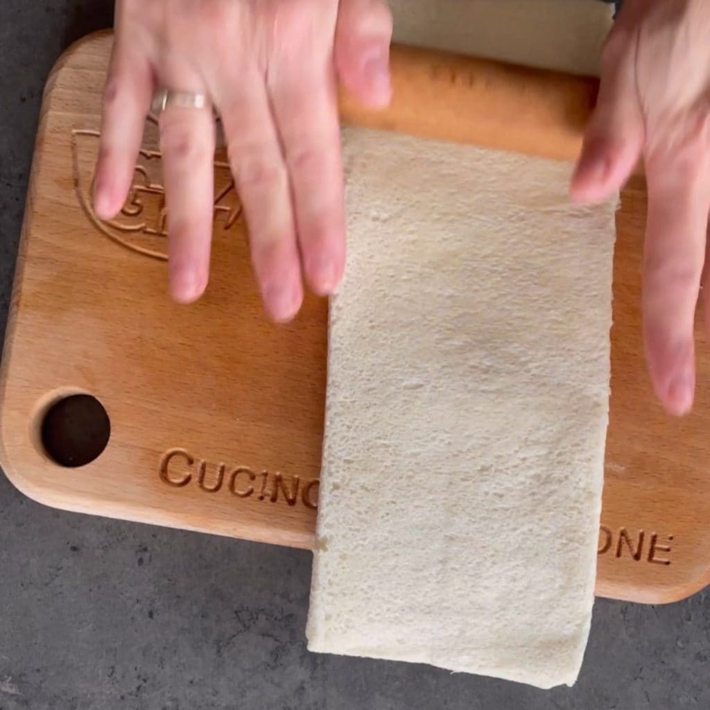 Arbolitos de navidad de pan de molde rellenos