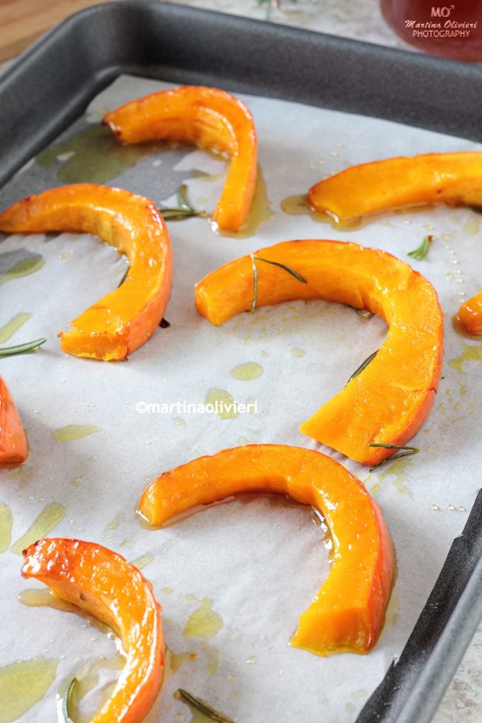 Calabaza con miel y romero cocida al horno