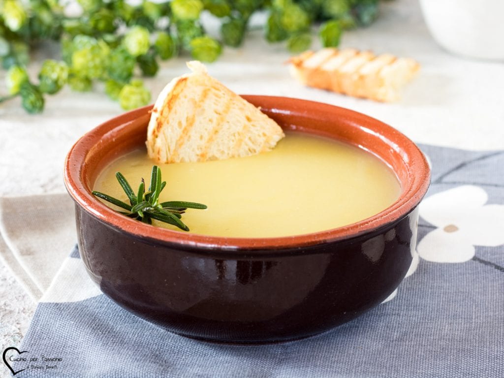 Crema de cebollas y patatas