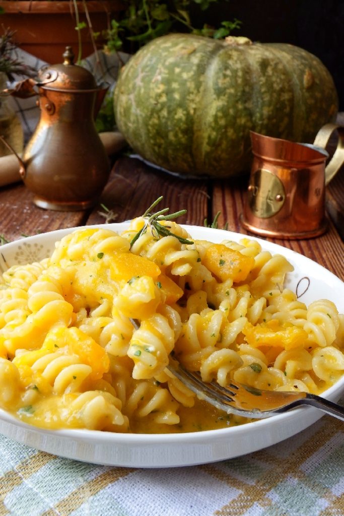 pasta con calabaza y taleggio