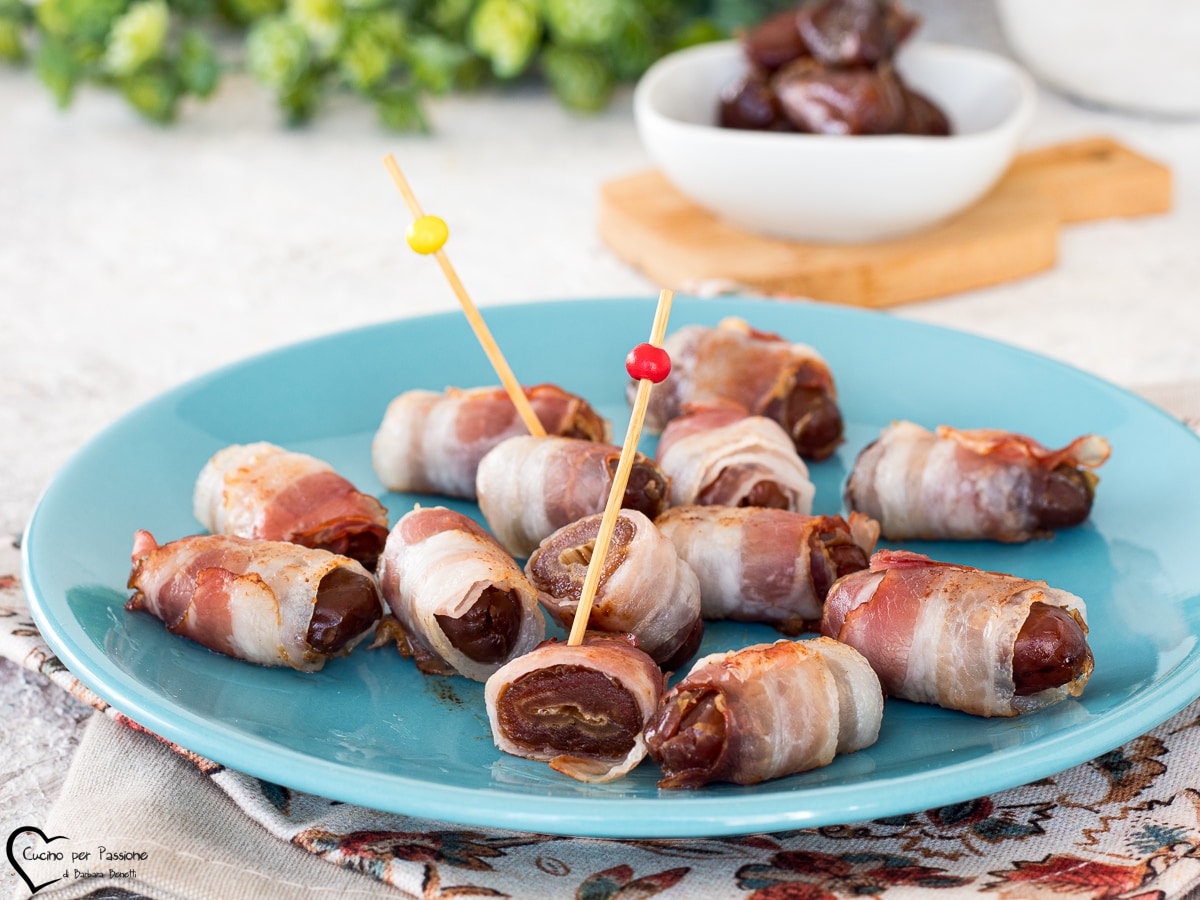 DATILES CON BACON