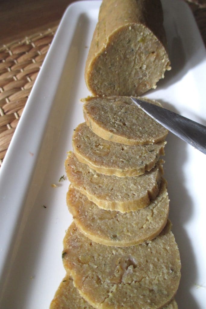 Embuchado vegano de garbanzos y aceitunas, Come senza Pancia