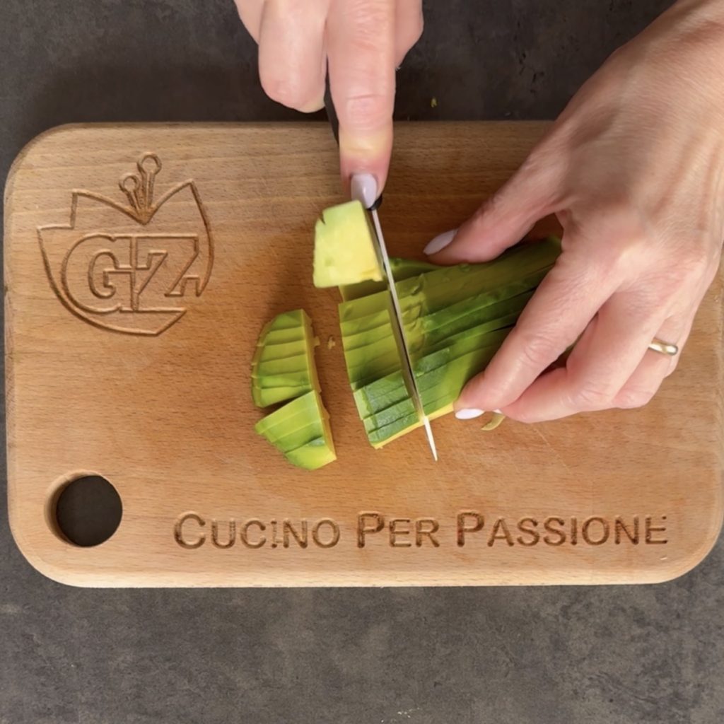 Ensalada garbanzos y aguacate