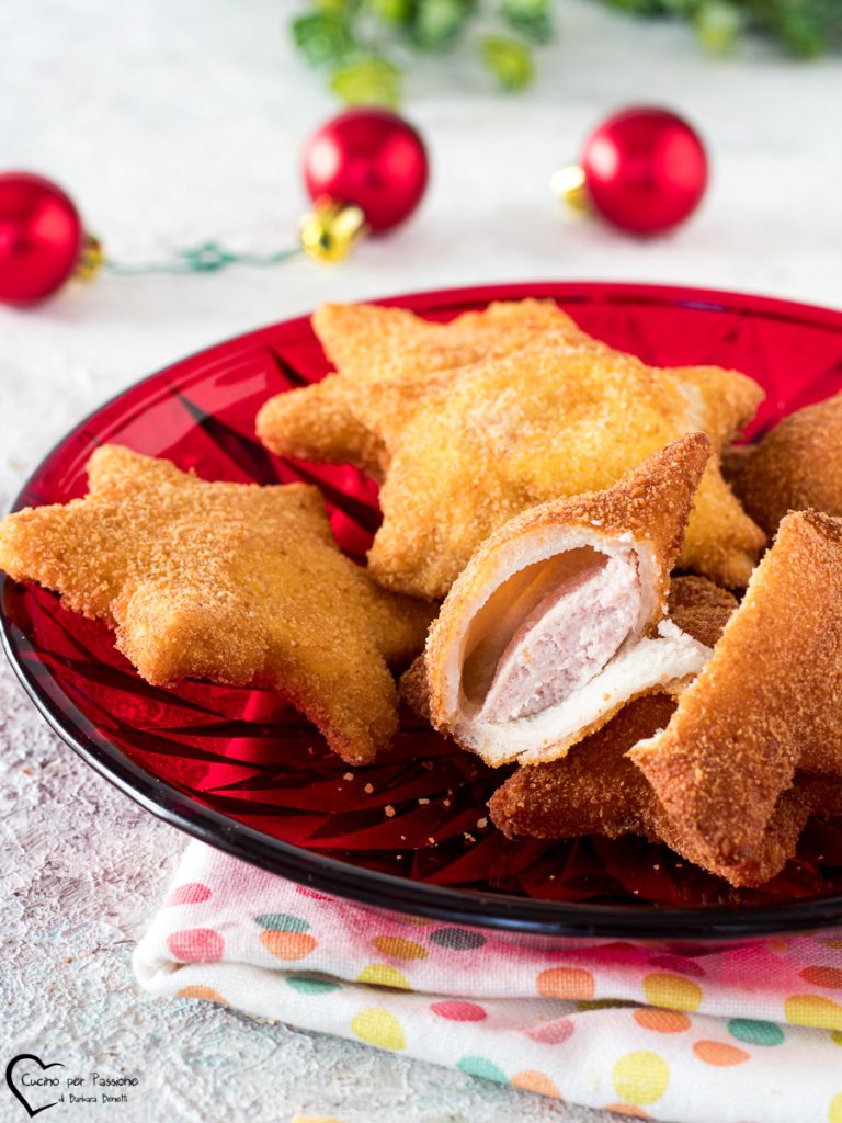 Estrellas de pan de molde rellenas y fritas