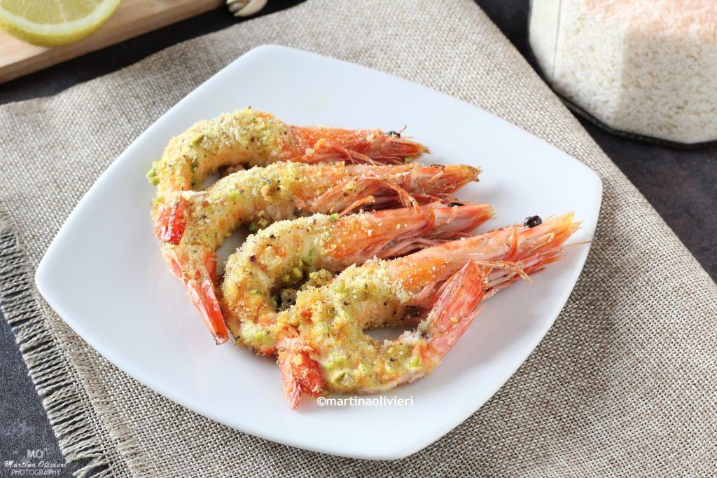 Gambas gratinadas con pistachos