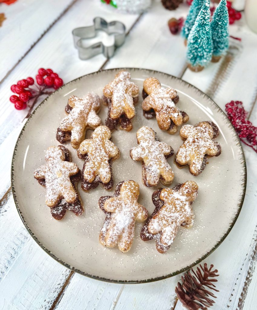 Muñecos de hojaldre con Nutella en freidora de aire