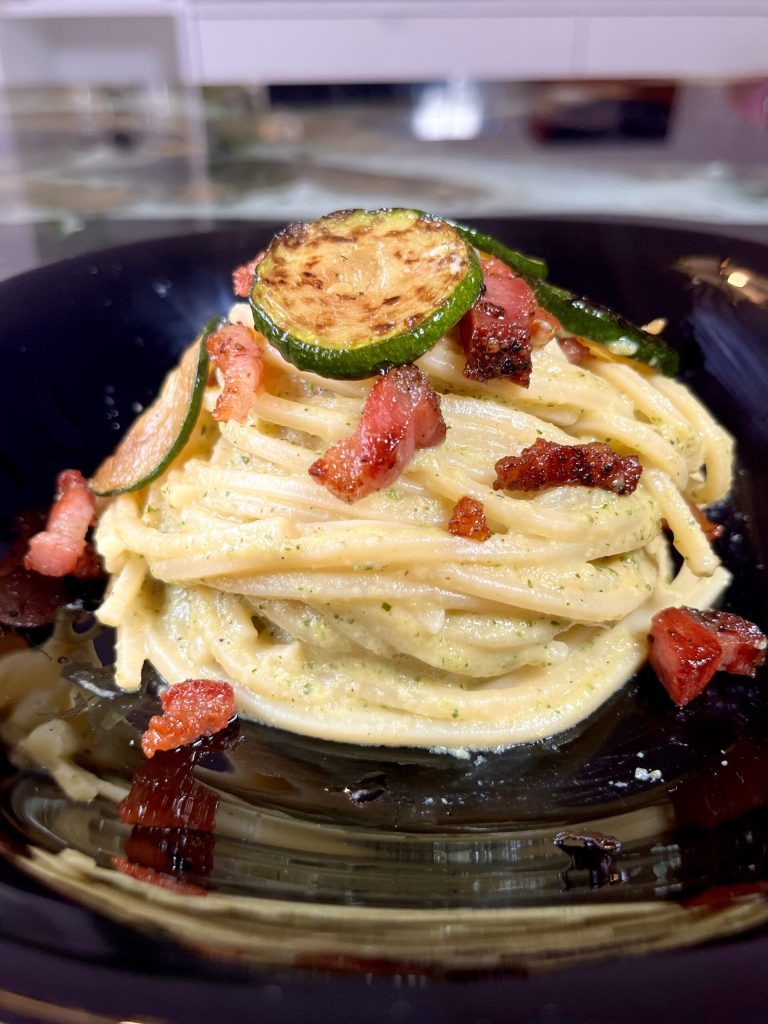 espaguetis con crema de burrata