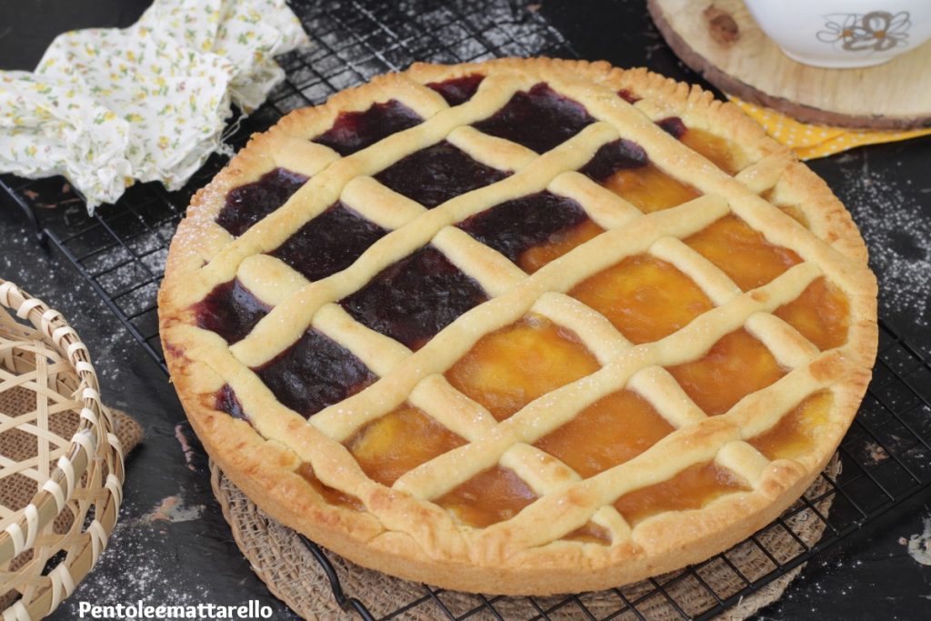 Tarta bicolor con mermelada