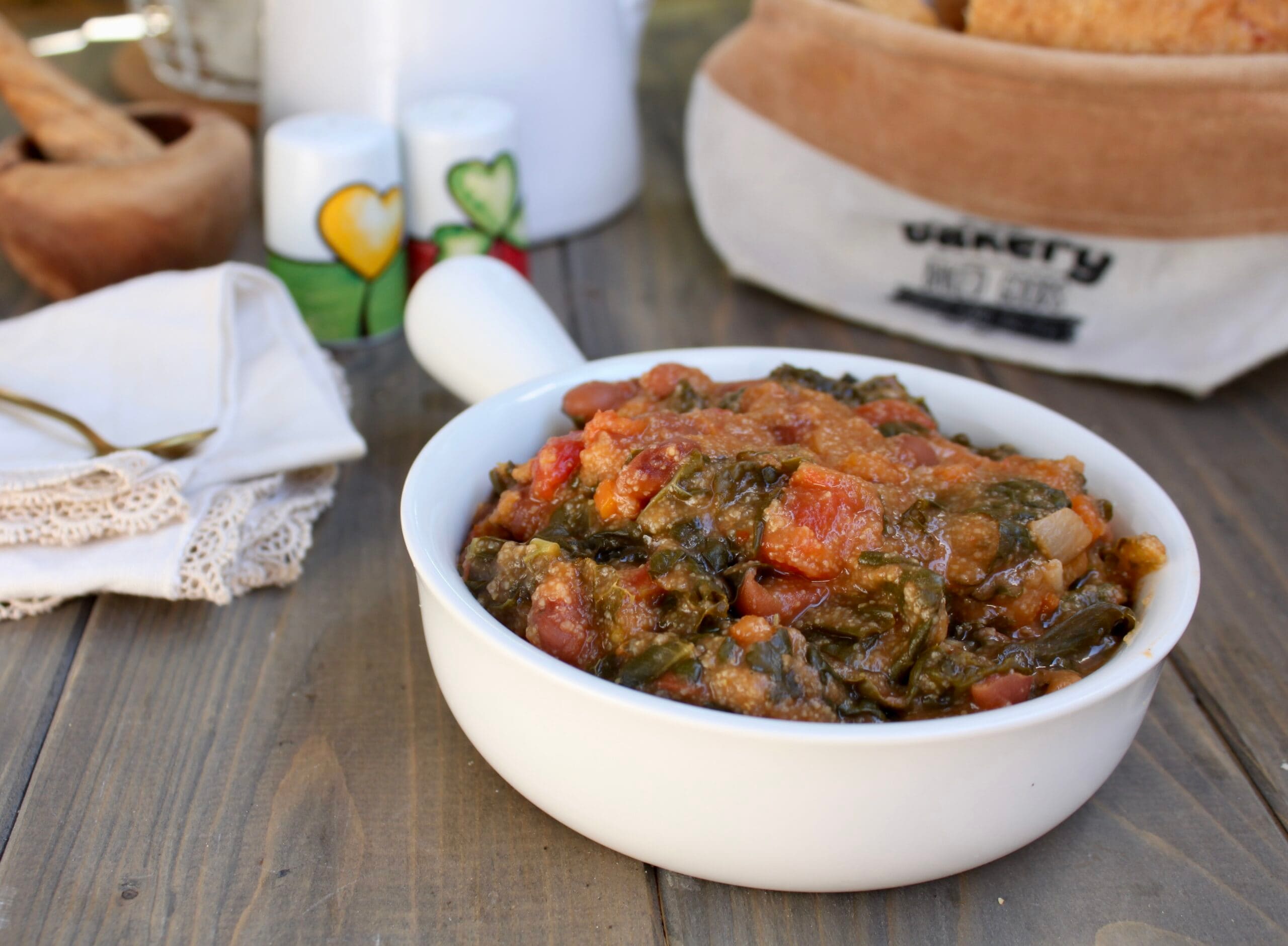 Farinata de col rizada y frijoles