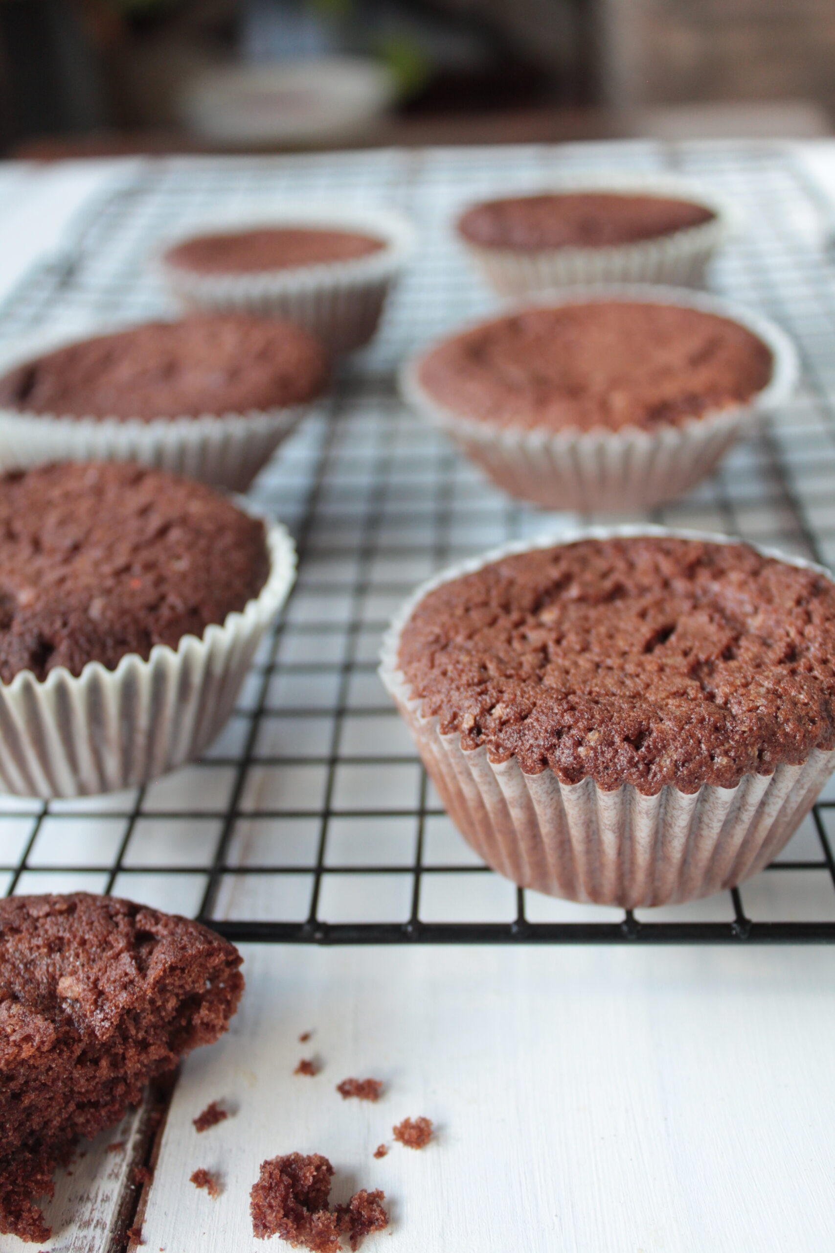 Base de cupcake de cacao suave y perfecta para decorar