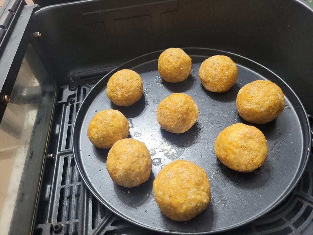Albóndigas de Trigo en Freidora de Aire