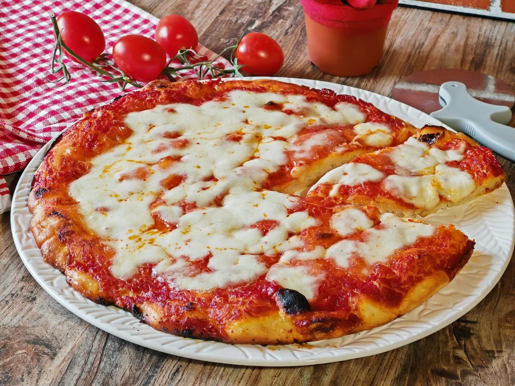 Pizza esponjosa sin masa