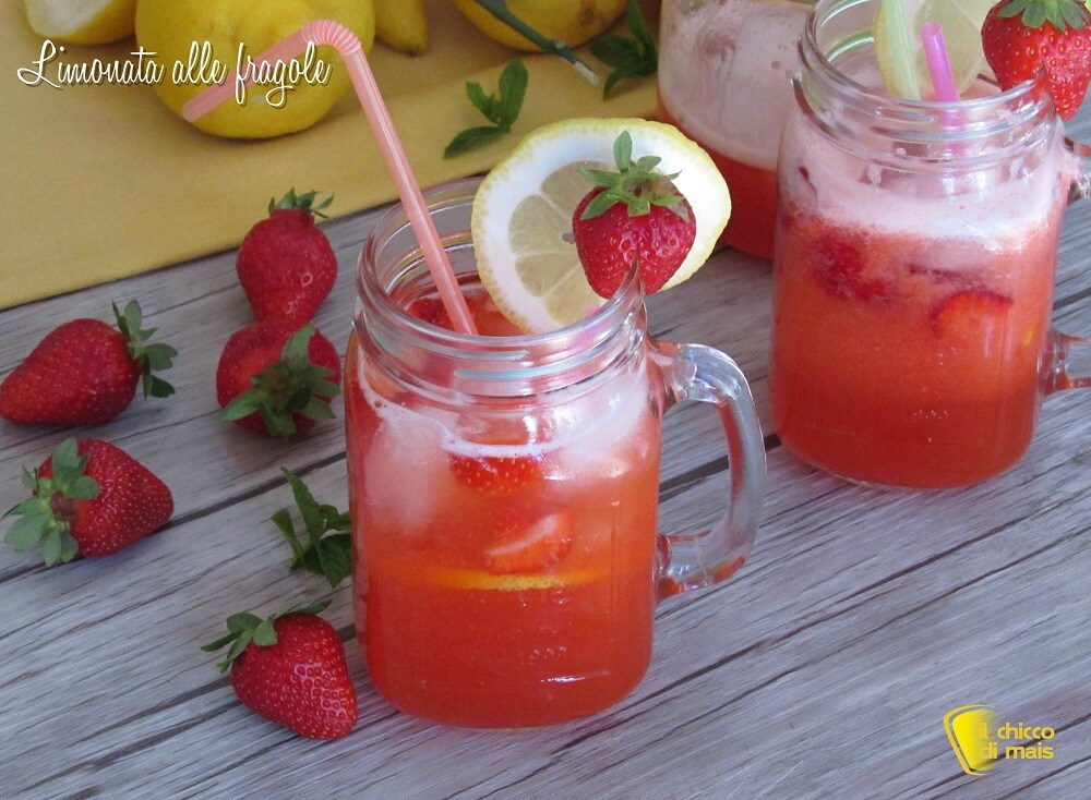 Limonata alle fragole ricetta bevanda dissetante con fragole fresche analcolica il chicco di mais