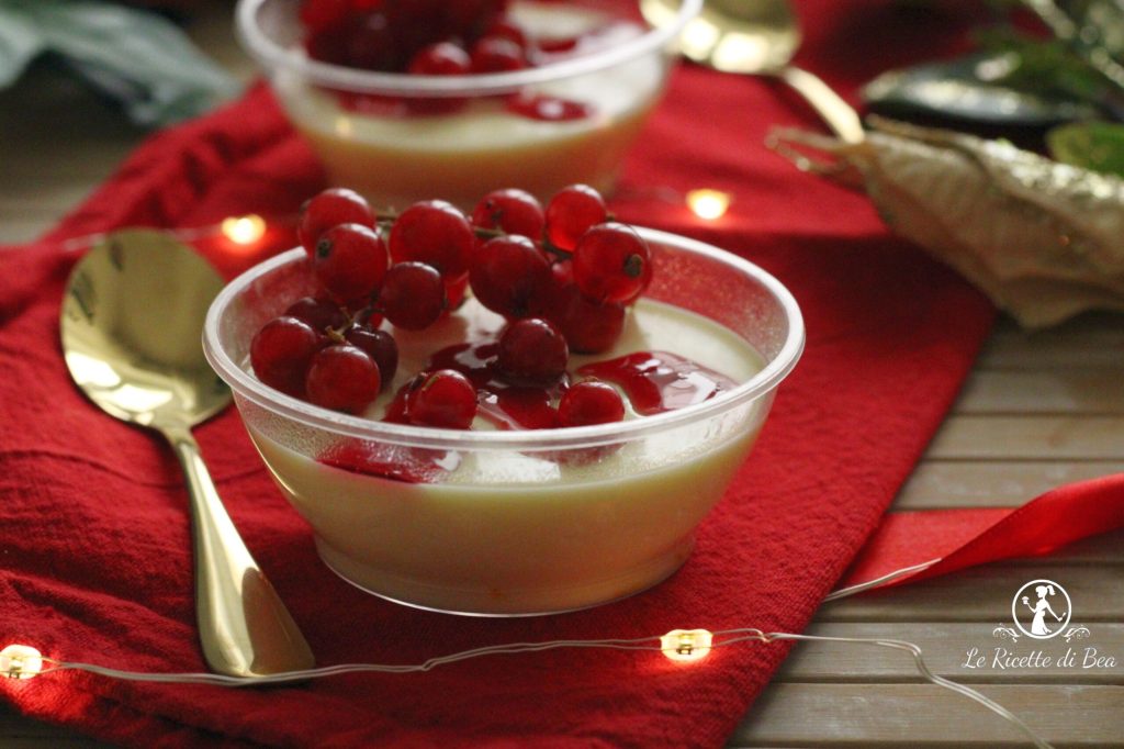 receta de panna cotta con grosellas rojas
