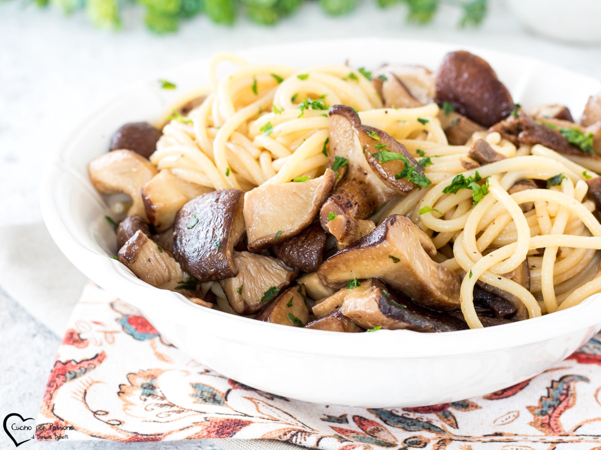 PASTA CON SETAS SHIITAKE
