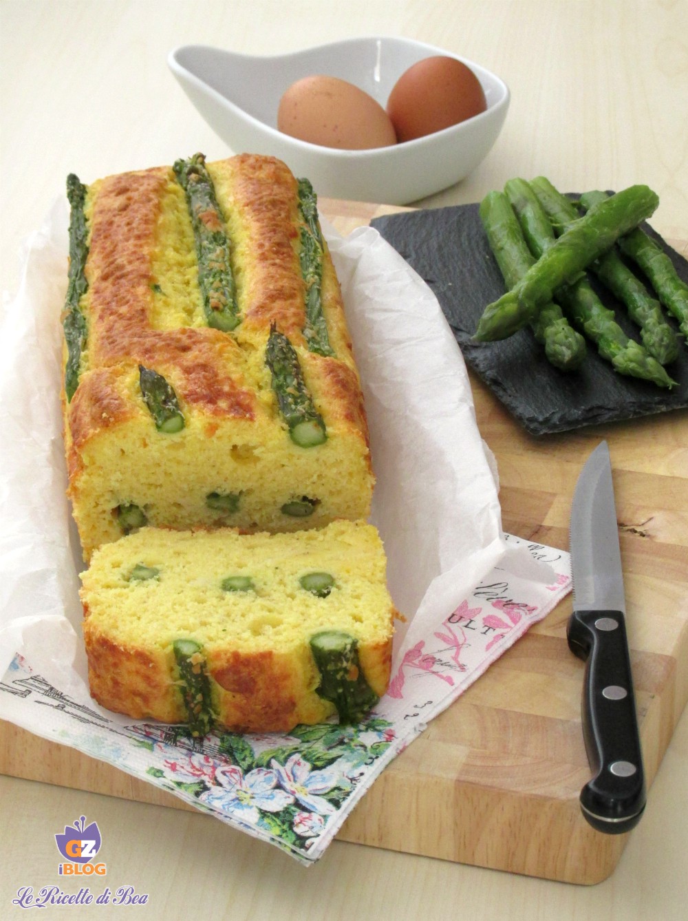 Plumcake con espárragos y ricotta