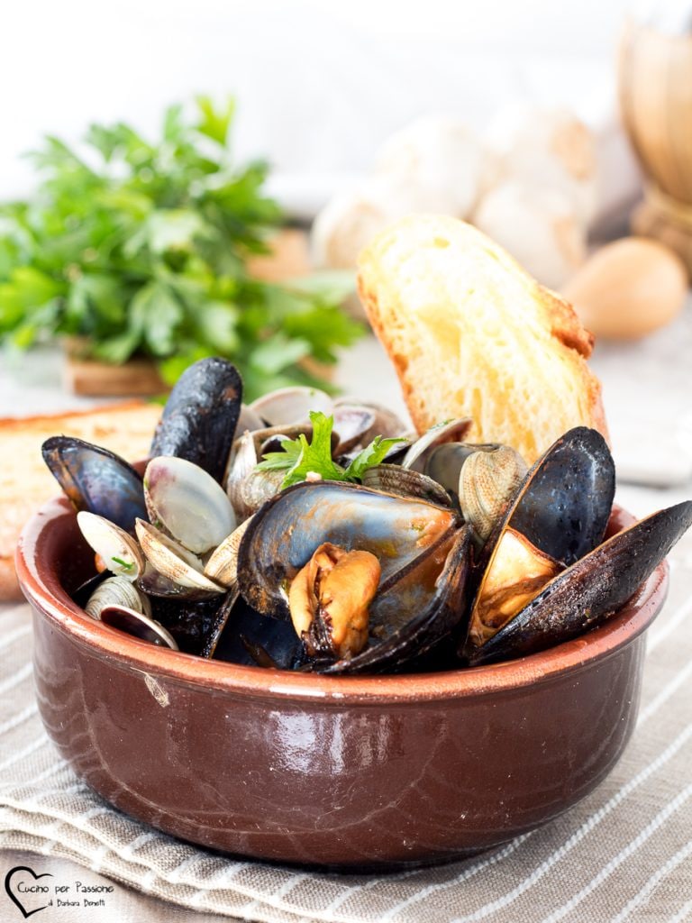el salteado de mejillones y almejas