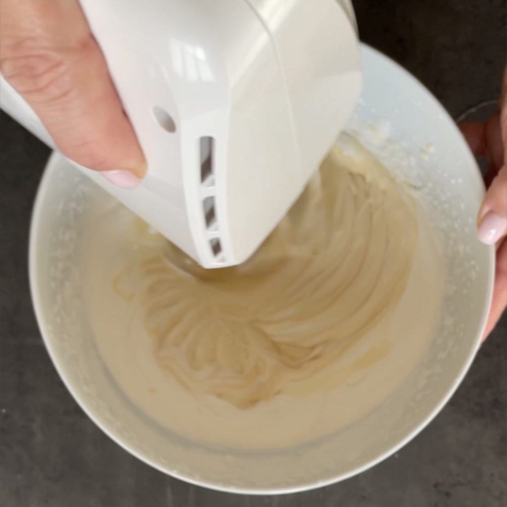 Torta fría con crema paraíso