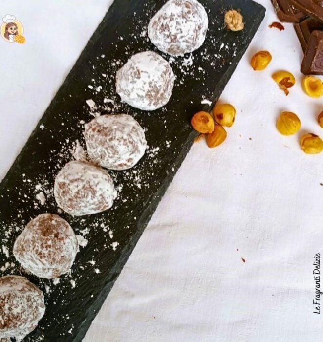 Trufas dulces con almendras chocolate y avellanas