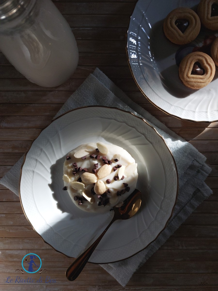 Blancmange con leche de almendras