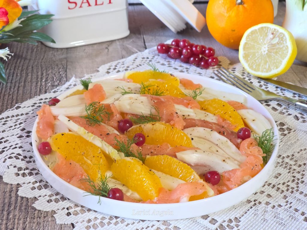 Ensalada de naranjas, hinojo y salmón