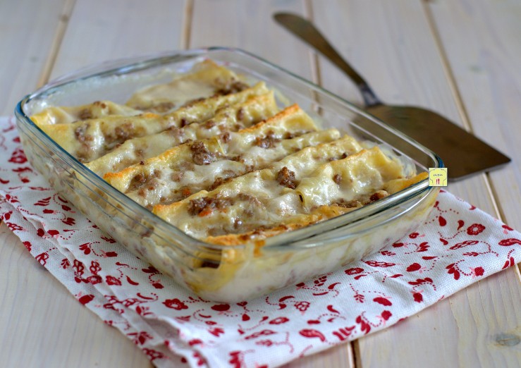 Canelones con ragú blanco