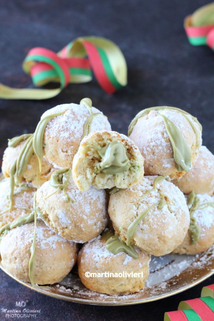 Castagnole al pistacchio