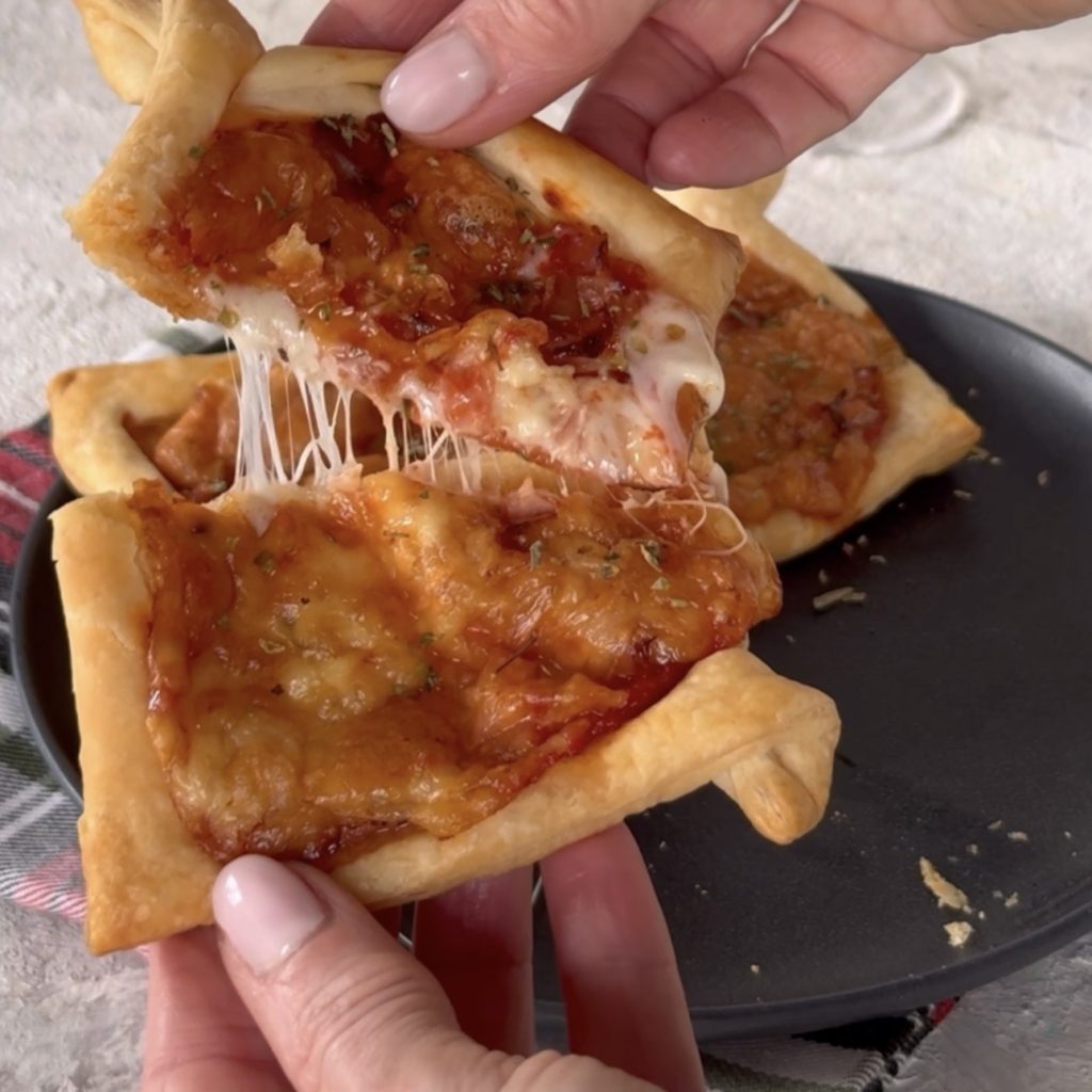 cestas de hojaldre con jamón y mozzarella