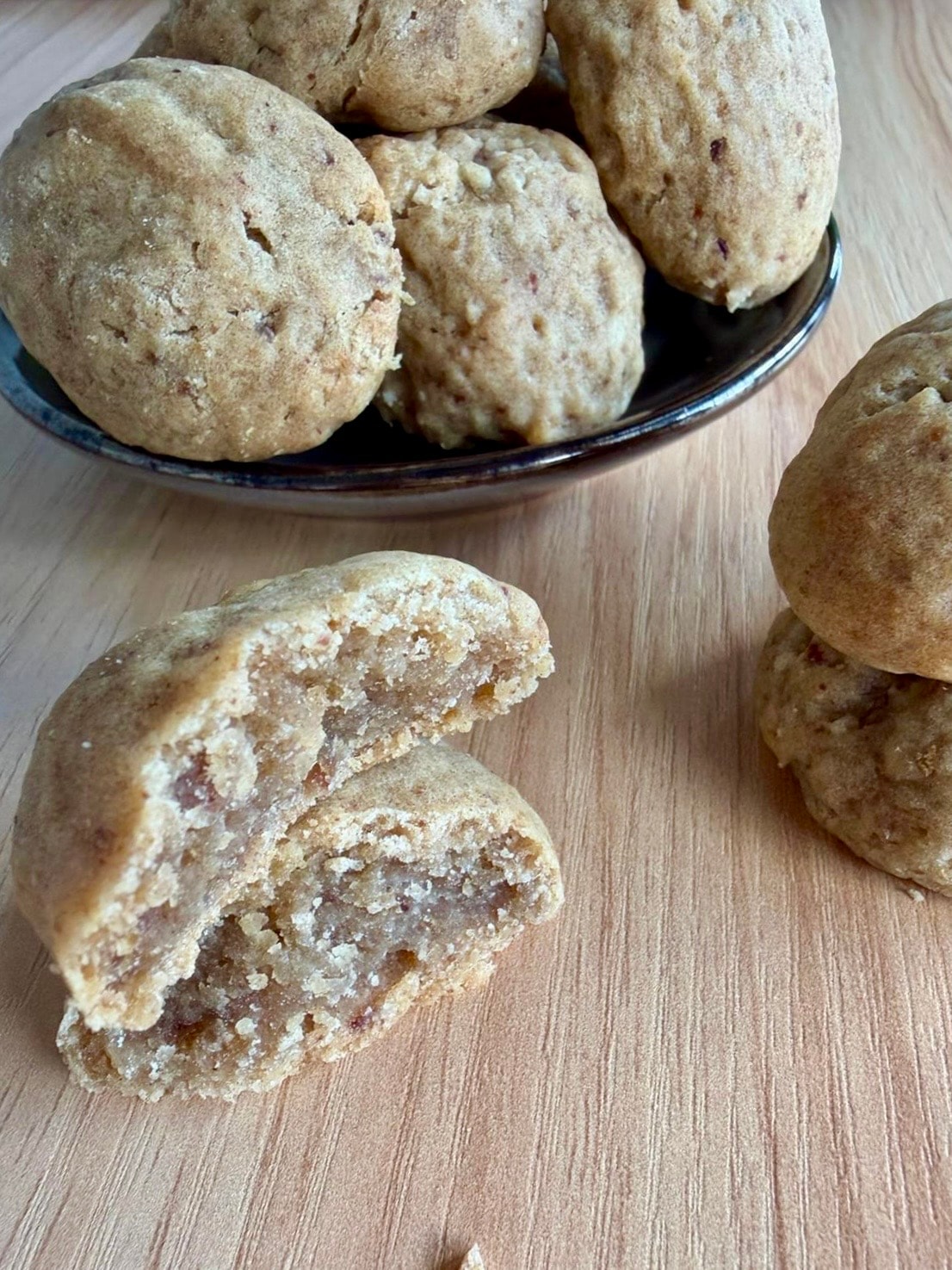 Galletas sin azúcar con dátiles: dulces y genuinas