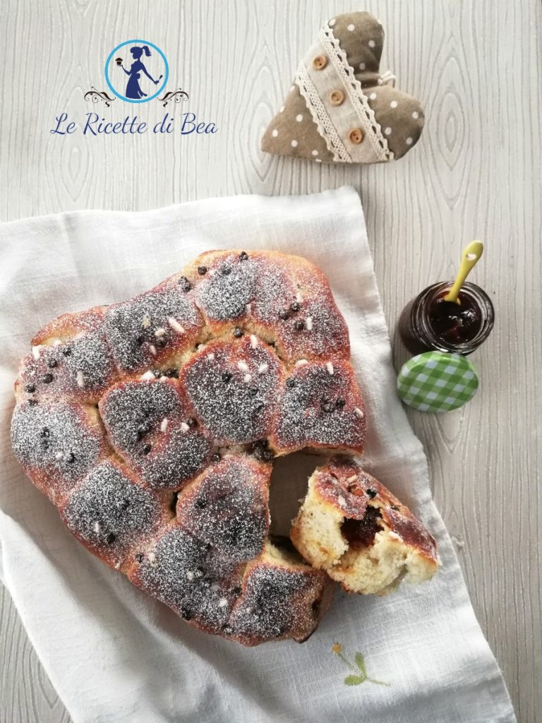 pan brioche con mermelada