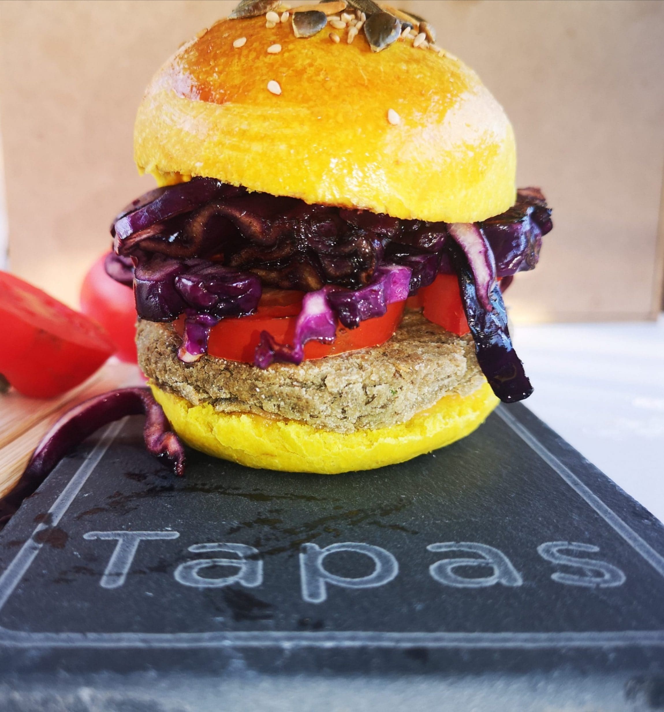 Panecillos de cúrcuma para hamburguesas