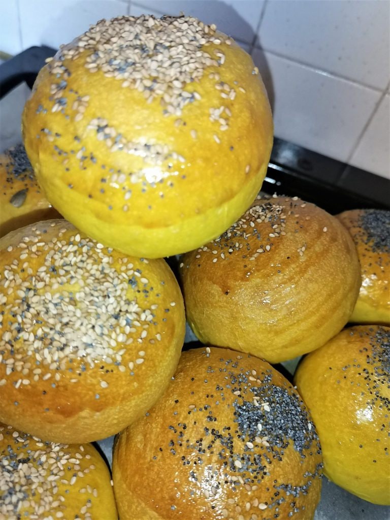 panecillos de cúrcuma