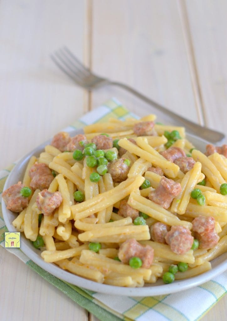 pasta con salchicha y guisantes gp