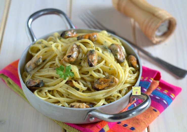 Pasta mejillones cacio e pepe