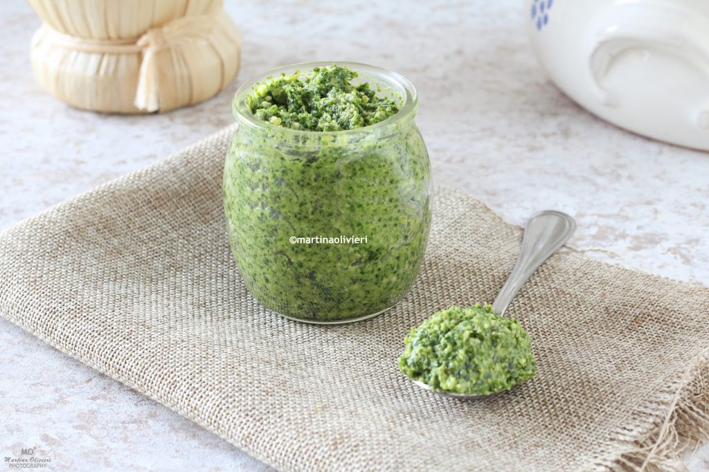 Pesto de nueces y rúcula