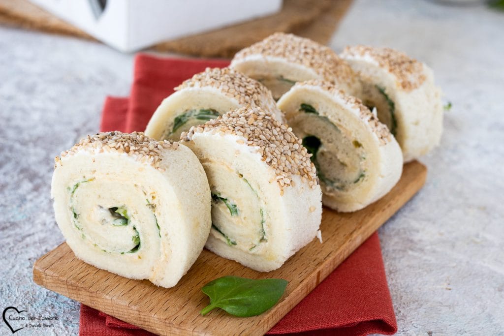 rollitos de sándwich de atún